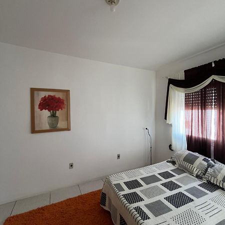 ペロタスLoft Na Rua Goncalves Chavesアパートメント エクステリア 写真