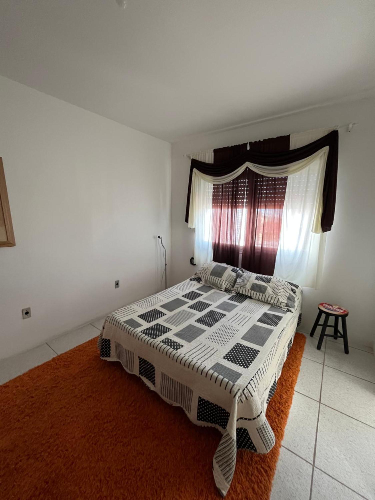 ペロタスLoft Na Rua Goncalves Chavesアパートメント エクステリア 写真